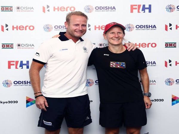 Women's head coach Sjoerd Marijne (L) with analytical coach Janneke Schopman (R) Women's head coach Sjoerd Marijne (L) with analytical coach Janneke Schopman (R)