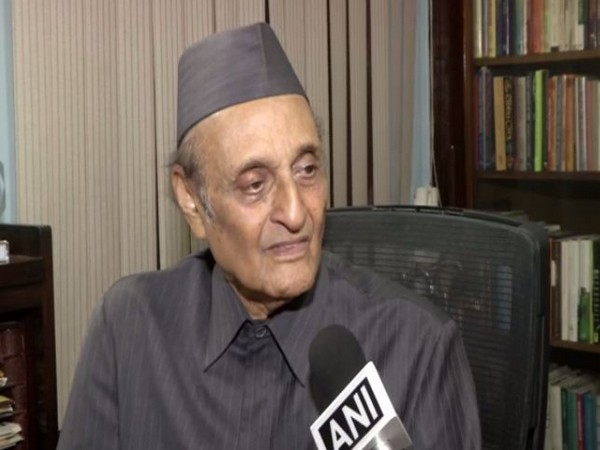 Congress leader Karan Singh (File Image) Congress leader Karan Singh (File Image)