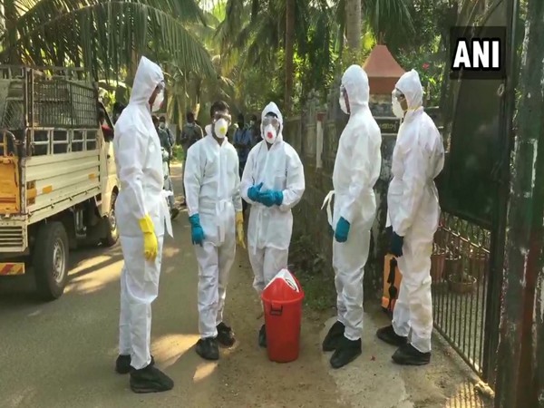 Poultry culling initiated after Bird flu was detected in Kerala. Photo/ANI Poultry culling initiated after Bird flu was detected in Kerala. Photo/ANI
