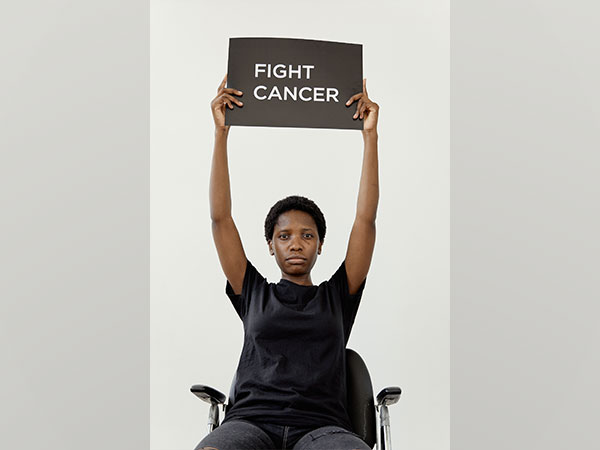 Research: How various cancer cells react to drug-delivery nanoparticles