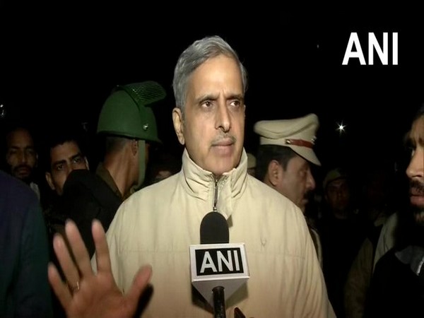 RS Krishnia, Special CP (Law and Order) talking to ANI over Shaheen Bagh security update on Sunday. RS Krishnia, Special CP (Law and Order) talking to ANI over Shaheen Bagh security update on Sunday.