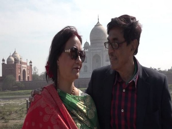 A couple visiting Taj Mahal to celebrate Valentine's Day. A couple visiting Taj Mahal to celebrate Valentine's Day.