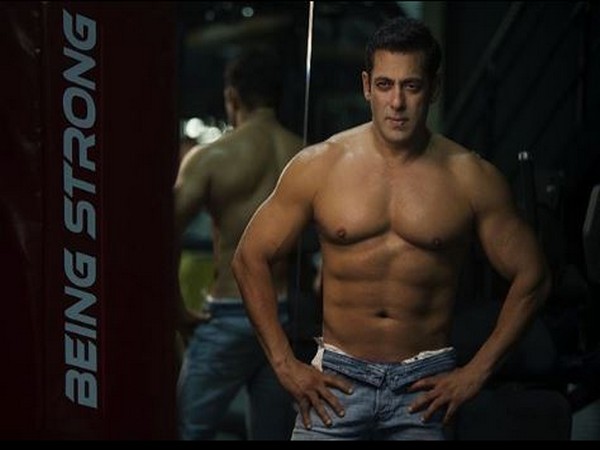 Salman Khan (picture courtesy: Instagram) Salman Khan (picture courtesy: Instagram)