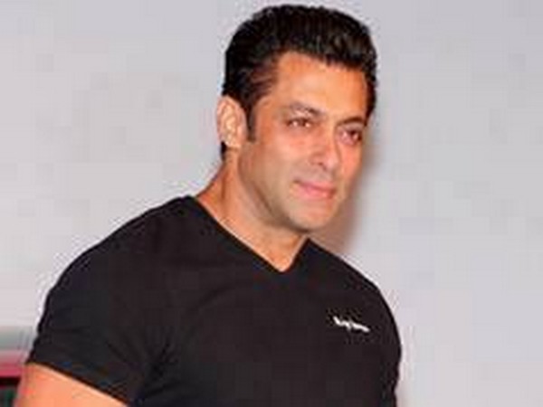 Actor Salman Khan (File) Actor Salman Khan (File)