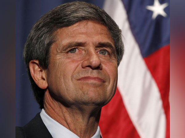 Former Congressman Joe Sestak Debuts Blue Hair at Campaign Event - wide 5