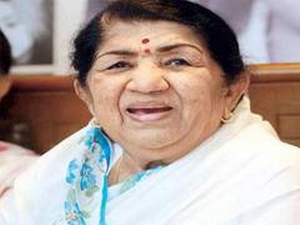 Veteran singer Lata Mangeshkar Veteran singer Lata Mangeshkar