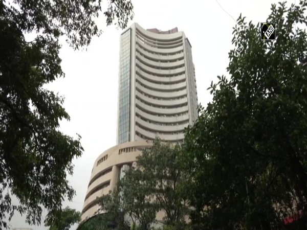 Indian stock indices rise for 4th straight session