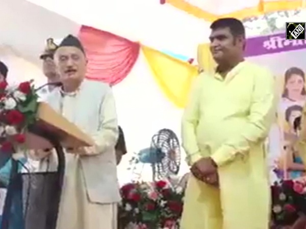 No money would be in Maharashtra if Gujaratis and Rajasthanis are removed: Maharashtra Governor