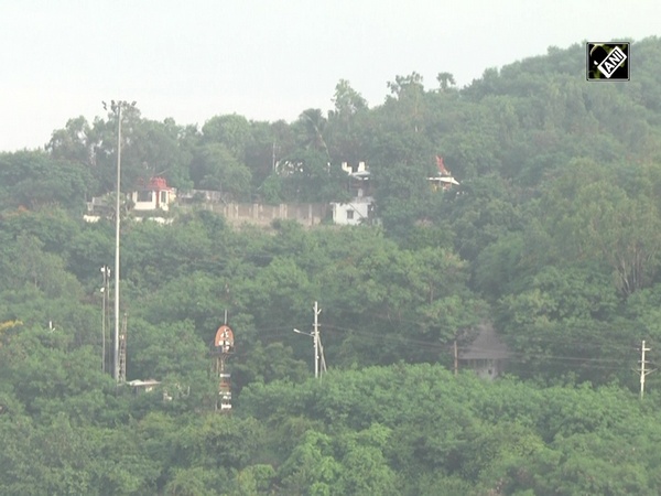Dargah of Isha Madina Sahib uniting People of various faiths