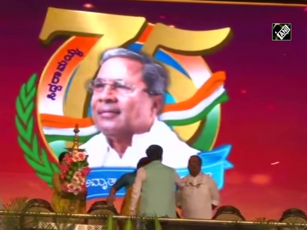 Siddaramaiah’s 75th birthday celebrations come alive with presence of huge crowd