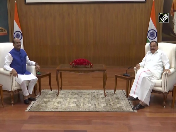 Om Birla, G Kishan Reddy meet outgoing Vice President M Venkaiah Naidu in Delhi