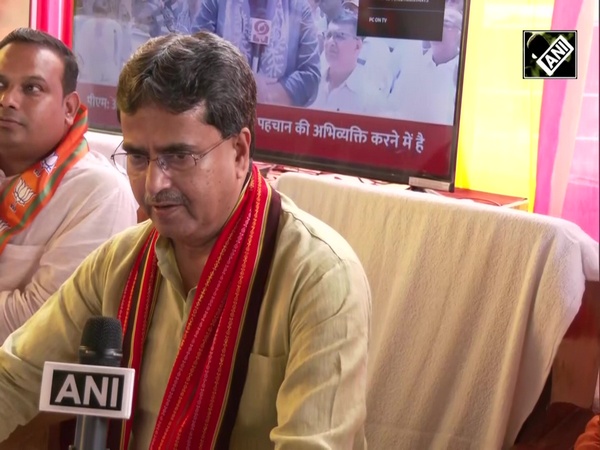 Tripura CM listens to PM Modi's Mann Ki Baat