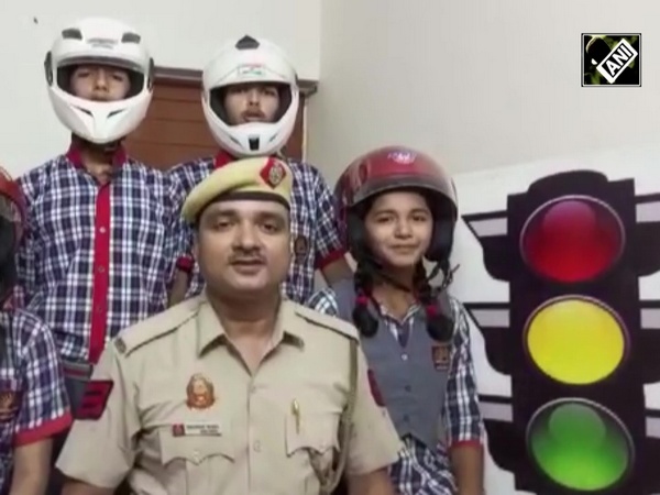 Road Safety awareness message by Delhi Police