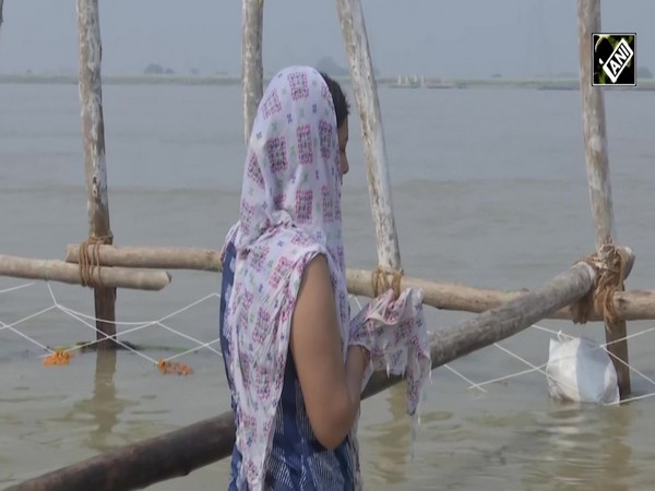 People celebrate ‘Nahay Khay’ as Chhath Puja begins in Patna