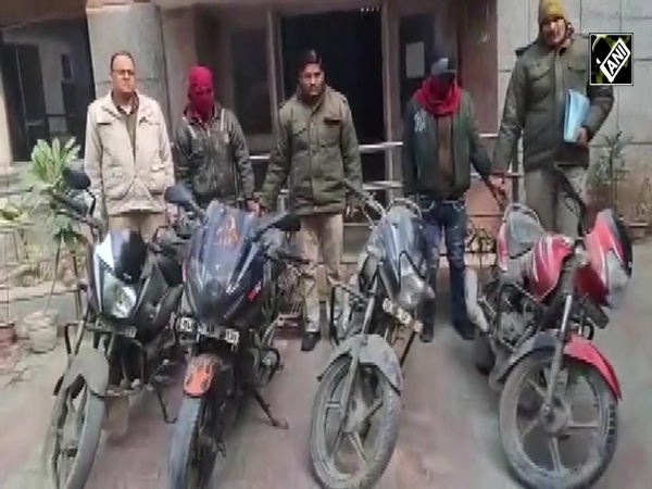 Delhi Police arrests two auto-lifters from Uttam Nagar Range