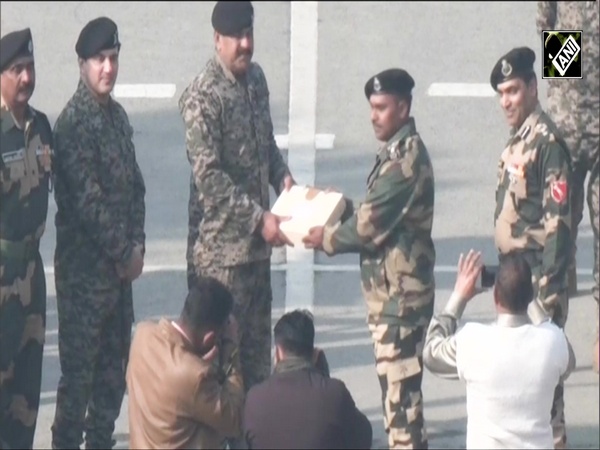 BSF, Pakistan Rangers exchange sweets on Republic Day at Attari-Wagah Border