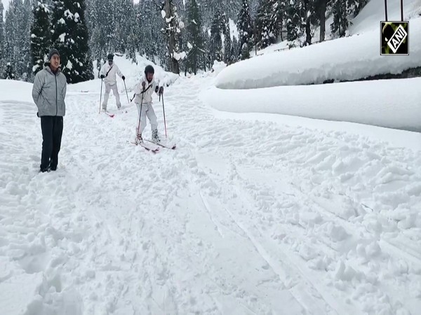 J&K: First-ever Winter Carnival in Kupwara to promote winter tourism