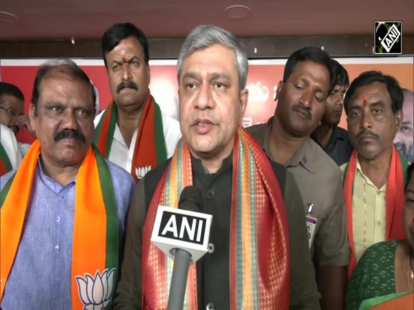 “New routes for Vande Bharat Express being surveyed…” says Railways Minister Ashwini Vaishnaw