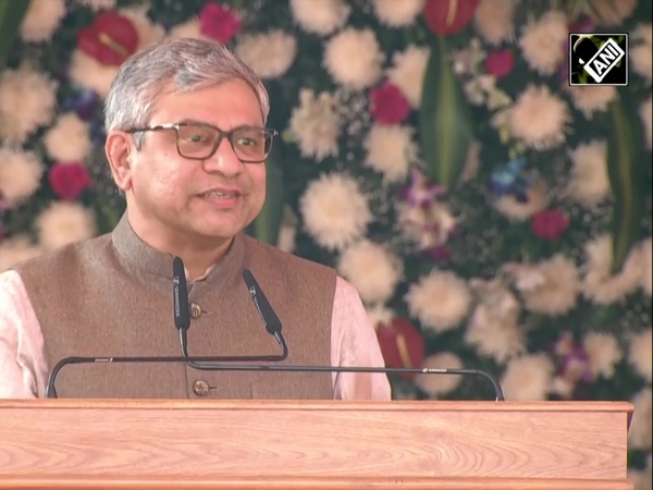 Railways Minister Ashwini Vaishnaw thanks PM Modi for two Vande Bharat Trains in Maharashtra