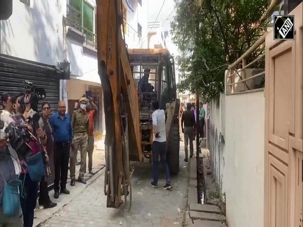 Yogi’s ‘bulldozer justice’ against mafia in full swing in Prayagraj