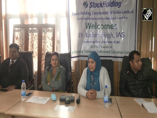 Sales Tax Dept organises e-stamping training for collection centres in Kashmir