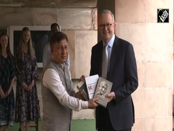 Australian PM Anthony Albanese pays tribute to Mahatma Gandhi at Rajghat in Delhi