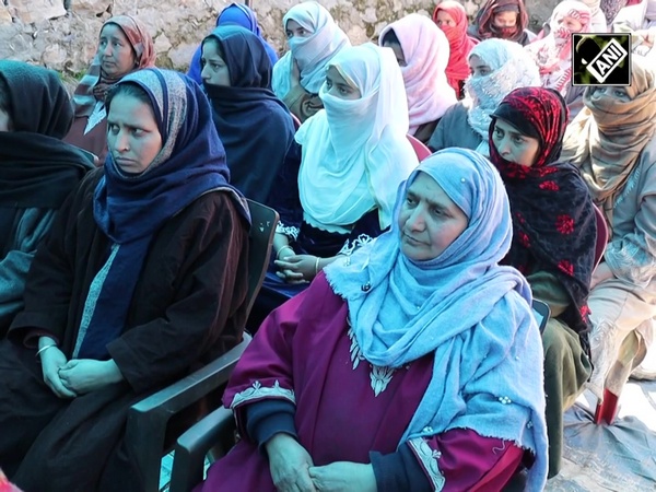 J&K: NABARD launches ‘My Pad My Right’ project under centre sponsored scheme in Anantnag