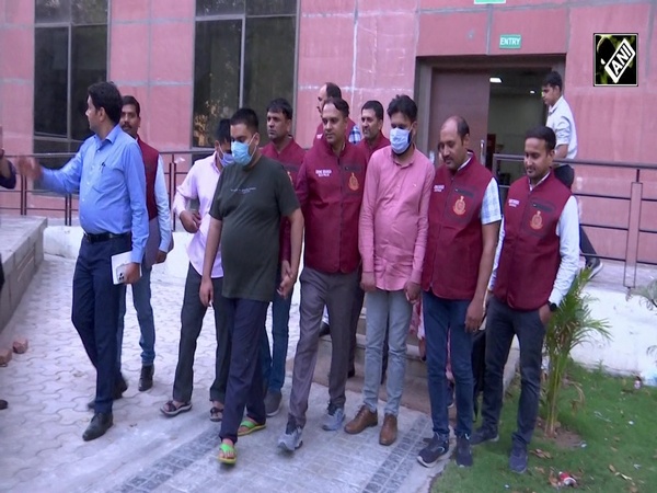 Delhi Police busts fake employment racket