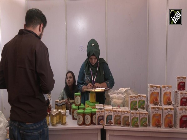 J and K: Ministry of Rural Development’s National Level SARAS Aajeevika Mela begins in Srinagar