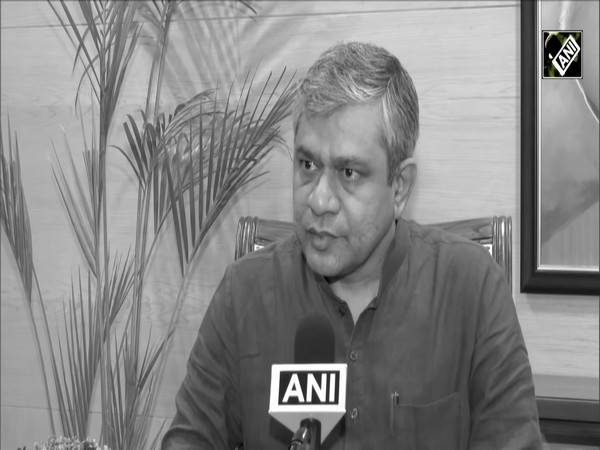 “He thinks it’s his birthright…” Union Minister Ashwini Vaishnaw takes on Rahul Gandhi