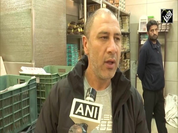 Srinagar के बाजारों में दिख रही Eid की रौनक, Ramadan का पाक महीना होने वाला है समाप्त