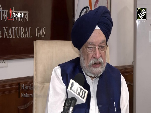 Politicos laud PM Modi’s “Mann Ki Baat” as it is set to complete 100th episode