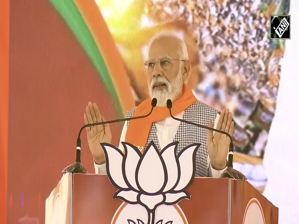 Karnataka में PM Narendra Modi ने कहा Congress और JDS विकास की प्रक्रिया में सबसे बड़ी बाधा हैं