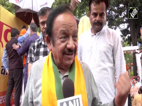 Arvind Kejriwal के आवास को लेकर सियासत तेज, BJP ने Delhi CM को घेरा