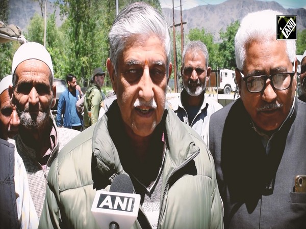 J&K: After 30 years of turmoil, Construction work on Yatri Niwas in Nowdal Tral begins