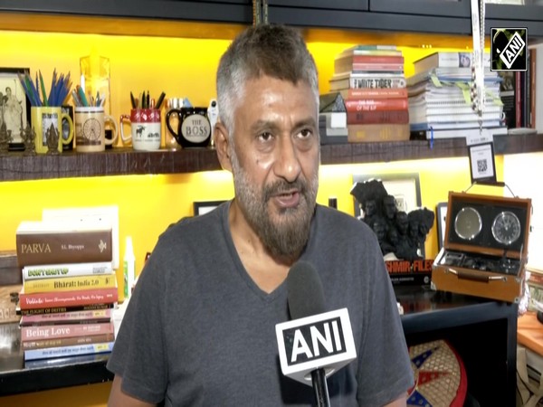 Legal trouble for Mamata. Vivek Agnihotri sends notice for defamation after ‘Kashmir files’ remark