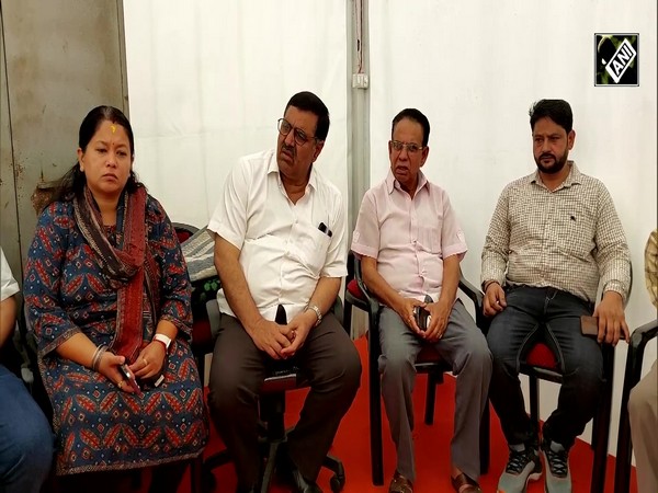 धर्मनगरी Haridwar में अवैध धार्मिक स्थलों को हटाने का काम जारी, राजनीतिक रंग देने की कोशिश