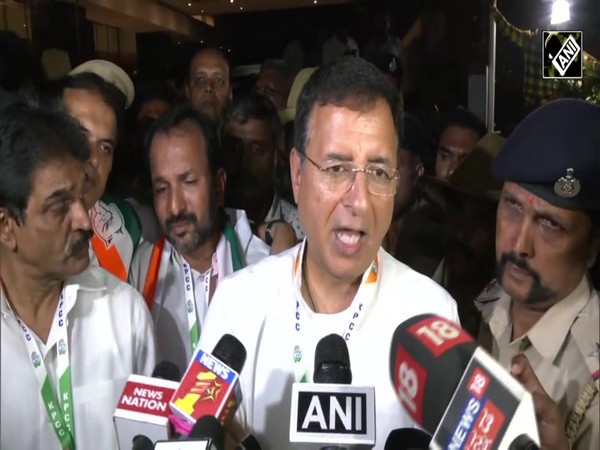 Congress Legislature Party decides to leave selection of new Karnataka CM to Kharge