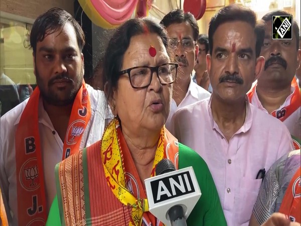 Kanpur की नवनिर्वाचित मेयर Pramila Pandey समेत उनकी महिला समर्थकों ने देखी फिल्म ‘The Kerala Story’