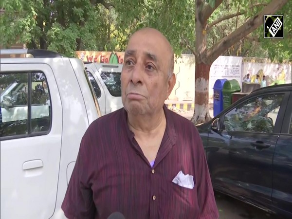 दो हजार रूपये का नोट होगा Circulation से बाहर, लोगों ने दी ऐसी प्रतिक्रिया