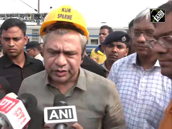 “Big tragedy…” Railways Minister Ashwini Vaishnaw after reaching the train accident site in Odisha