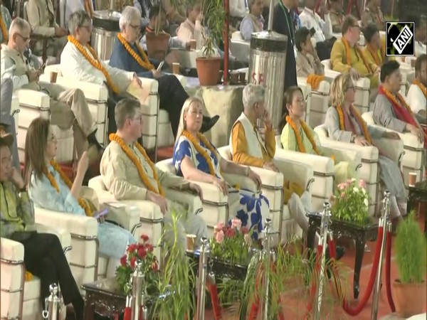 UP: EAM S Jaishankar, G20 delegates attend Ganga aarti at Dashashwamedh Ghat in Varanasi