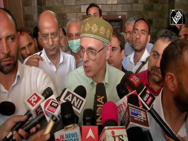 विपक्षी एकता को लेकर दुविधा में क्यों हैं Jammu-Kashmir National Conference के नेता Omar Abdullah?