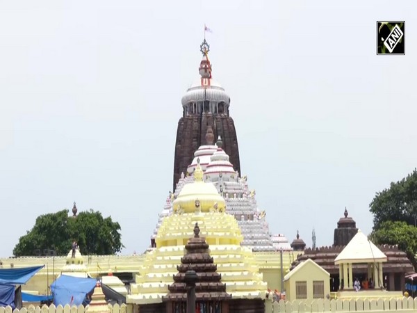 Odisha: Devotees throng Lord Jagannath Temple for Nabajoubana Darshan ahead of ‘Rath Yatra’ in Puri