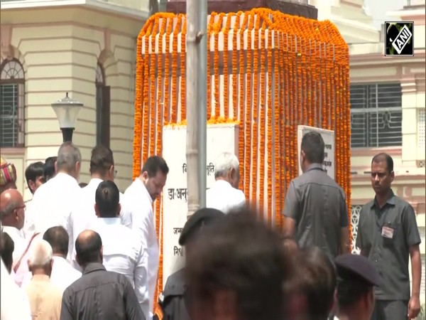 Bihar CM Nitish Kumar skips journalists’ question on UCC, says ‘Abhi bahut garmi hai’