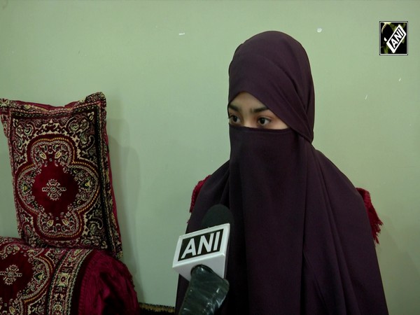 Kashmiri Hafiz-e-Quran girl qualifies NEET Exam