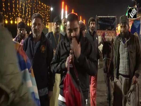 Amarnath Yatra 2023: First batch of pilgrims begins journey towards cave shrine from Baltal base camp