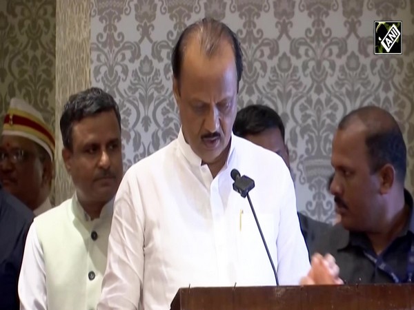 Maharashtra की राजनीति में उलटफेर, NCP से बागी हुए अजित पवार, अब क्या करेंगे शरद पवार?