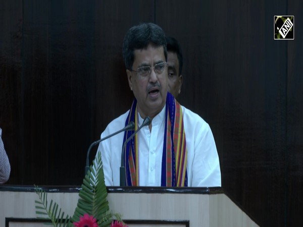 Tripura: CM Manik Saha attends inaugural program of National Conference cum Buyer-Seller Meet in Agartala