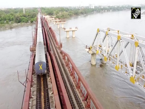 Delhi Flood: Yamuna continues to overflow, expected to come below danger mark